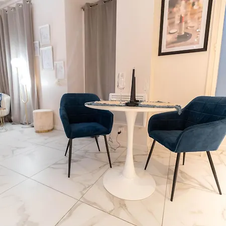 Apartman Loveroom Jacuzzi Passion