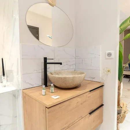 Hotel Loveroom Jacuzzi Passion *