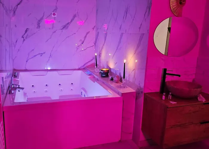 Hotel Loveroom Jacuzzi Passion